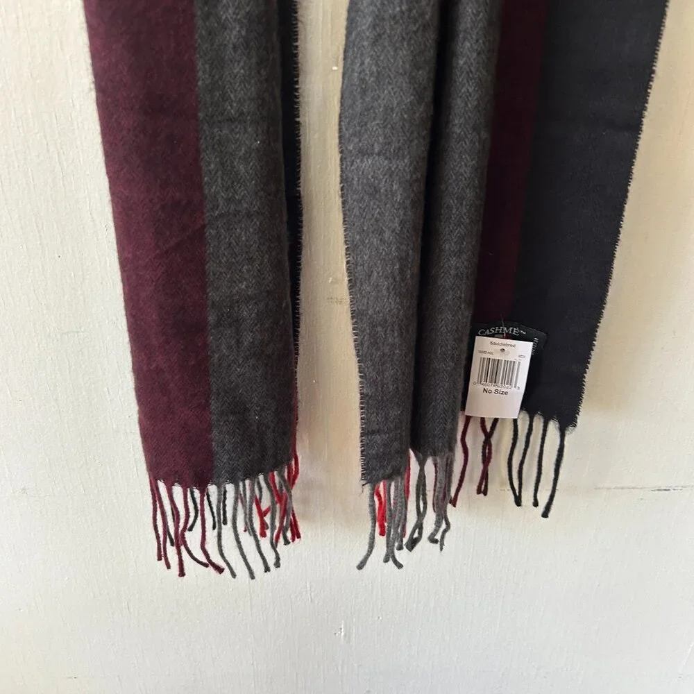 Cashme Scarf Made in Italy Gray Maroon Striped‎ NWT Cozy